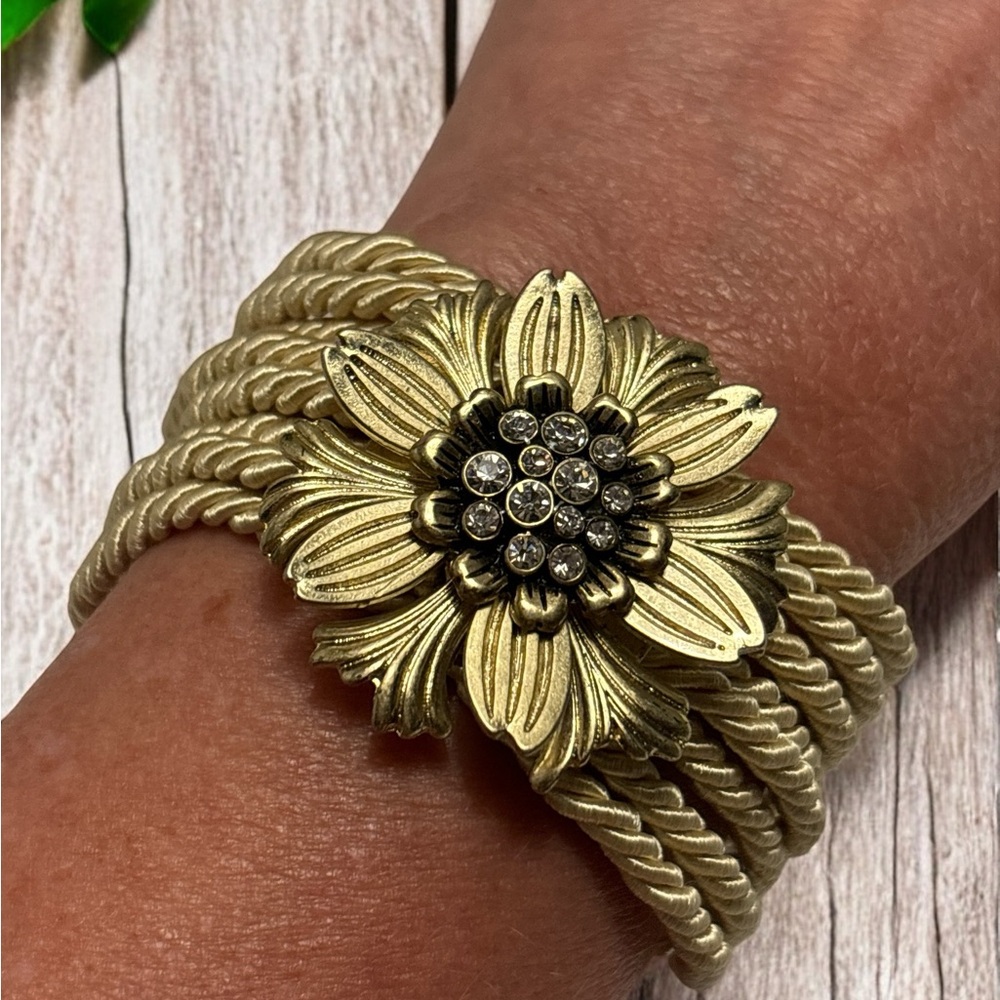 Bohm Gold Tone Crystal Flower Bracelet 7-1/2”